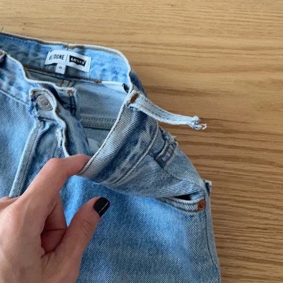 Re/Done vintage light wash jeans - Picture 6 of 11